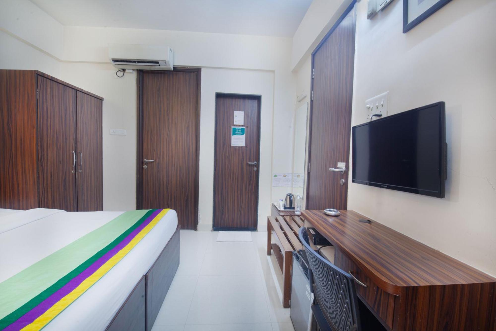 Treebo Park View Hadapsar Hotel Pune Exterior foto