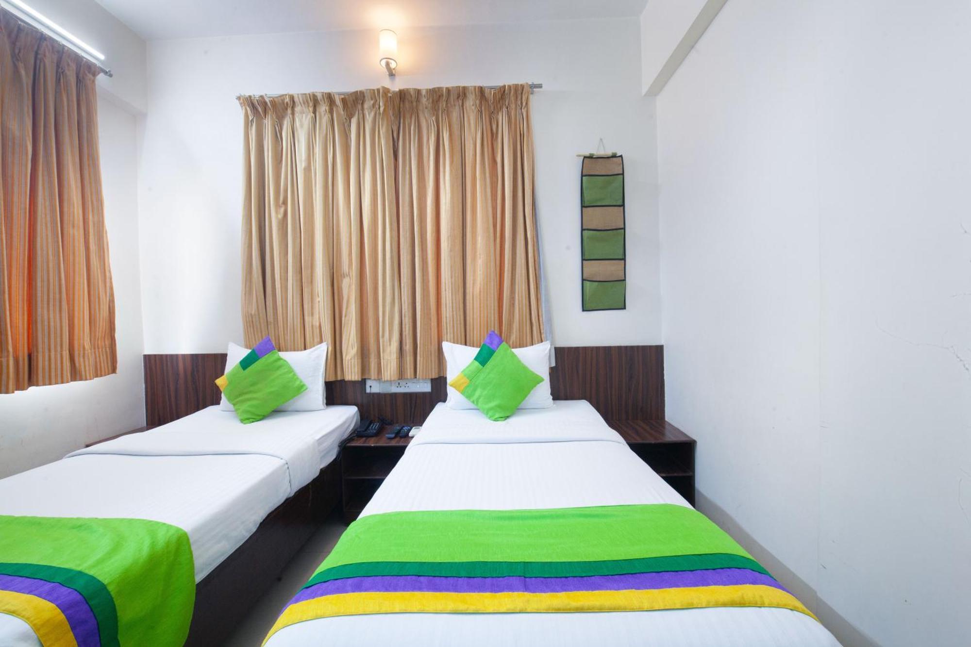 Treebo Park View Hadapsar Hotel Pune Exterior foto